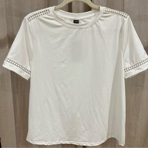 NWT Shein White T-shirt with Cutouts - US Size 6 (Medium)